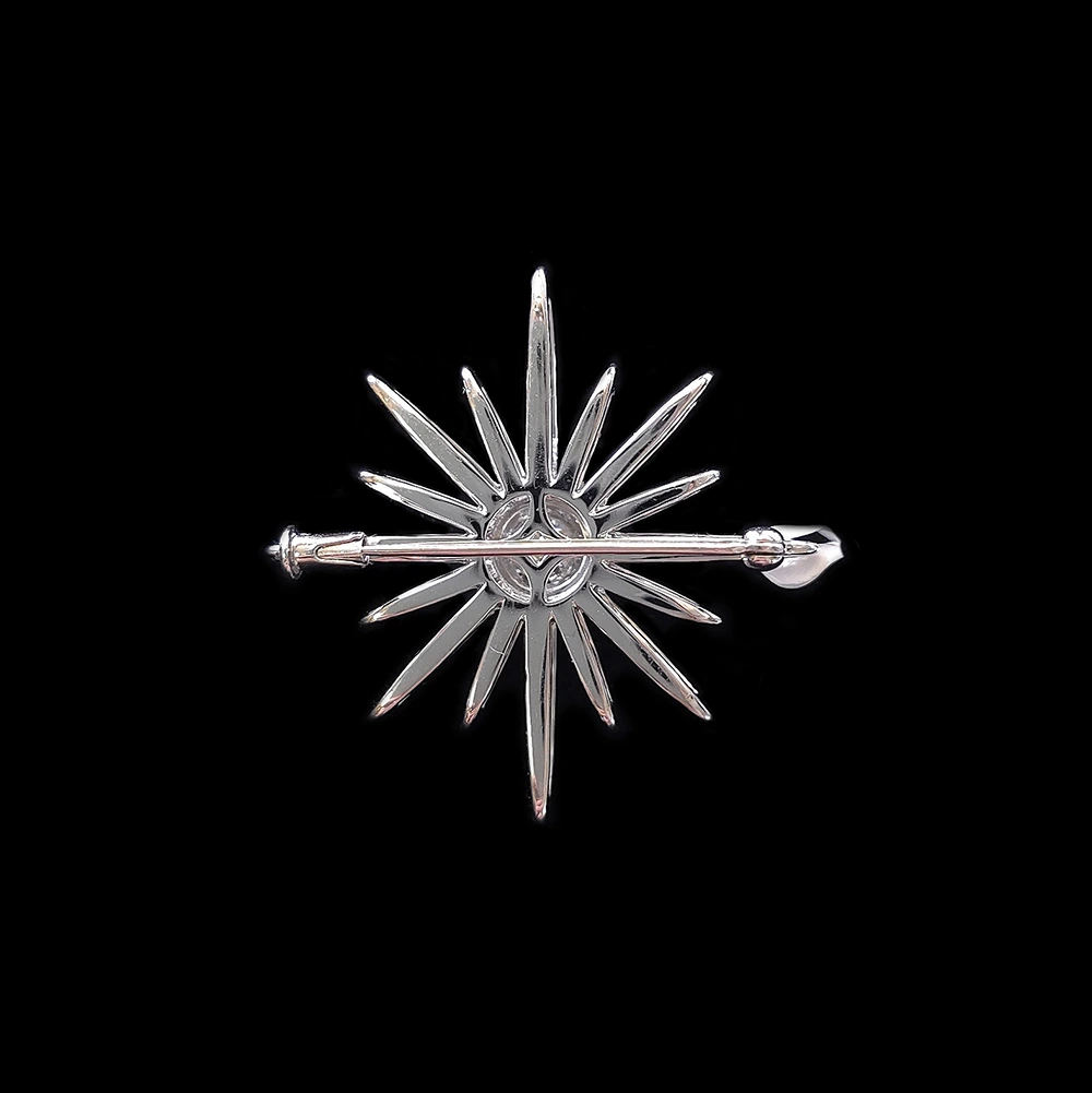 18K White Gold Large 16 Point Diamond Star Brooch